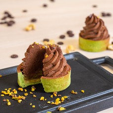 Mini-Törtchen mit Schokolade und Pistazien (6 Stk.)