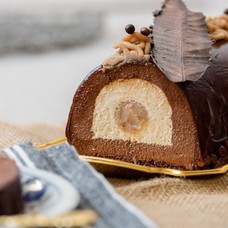Chocolate roll with chestnut for 8 person (1,1 kg)
