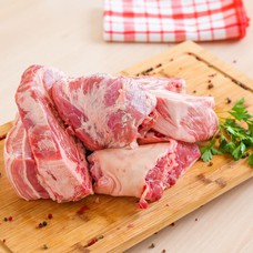 Schwarzes Schweinefleisch zum Braten und Peka für 4 Personen (2,5 kg)