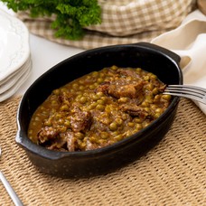 Dinstana junetina s graškom za 4 osobe (1 kg)