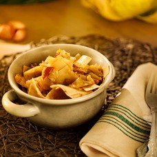 Pasta with stewed cabbage for 1 person (250 g)
