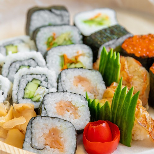 Mixed sushi rolls (5 x 150 g)