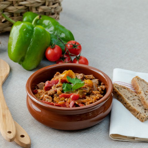 Mućkalica - Eintopf mit Schweinefleisch und Gemüse für 4 Personen (1,2 kg)