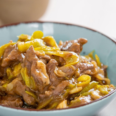 Beef noodles with sesame in oyster sauce for 2 persons (500 g)