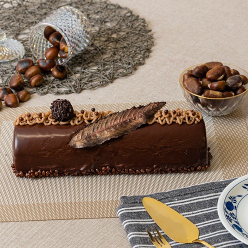 Čokoladna rolada s kestenom (1,1 kg)