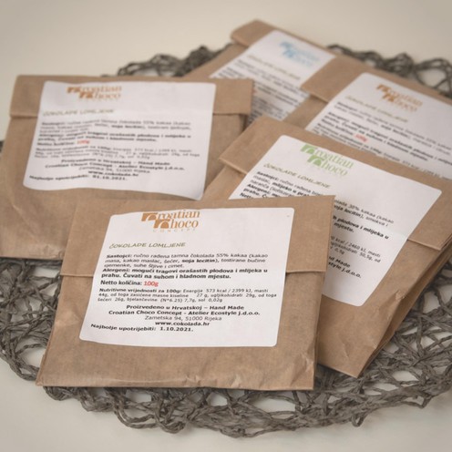Schokolade mit Kürbiskernen, Trockenpflaumen und Zimt 100g