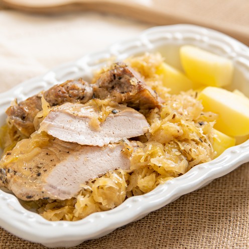 Sauerkraut mit Wurst und Schweinelende für 2 Personen (1,15 kg)
