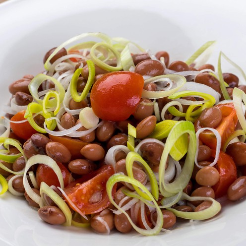 Bean salad with mini tomatoes and leek for 1 person (250 g)