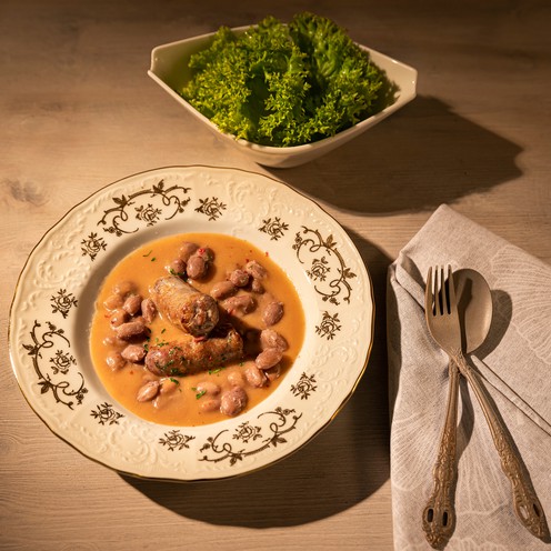 Menu: grah s kobasicom i zelena salata za 4 osobe