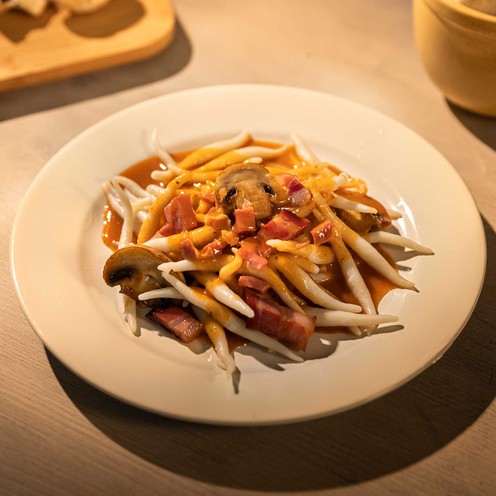 Istrian sauce with prosciutto, pancetta and mushrooms for 4 persons (1 kg)