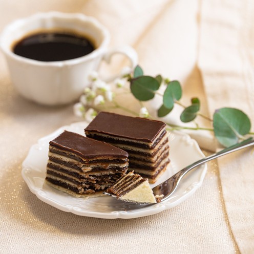 "Mađarica" - Ungarischer Kuchen (610 g)
