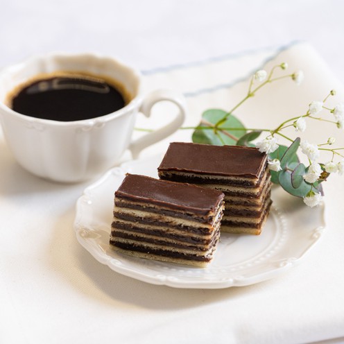 "Mađarica" - Ungarischer Kuchen (610 g)