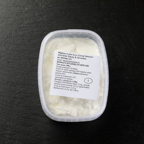 Hausgemachter Hüttenkäse 500 g