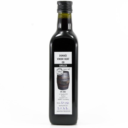 Homemade red wine vinegar 0,5 l