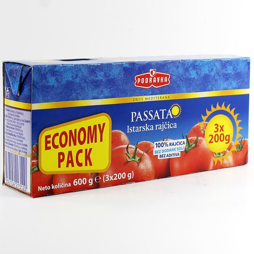 Tomatoes passata 200 g x 3