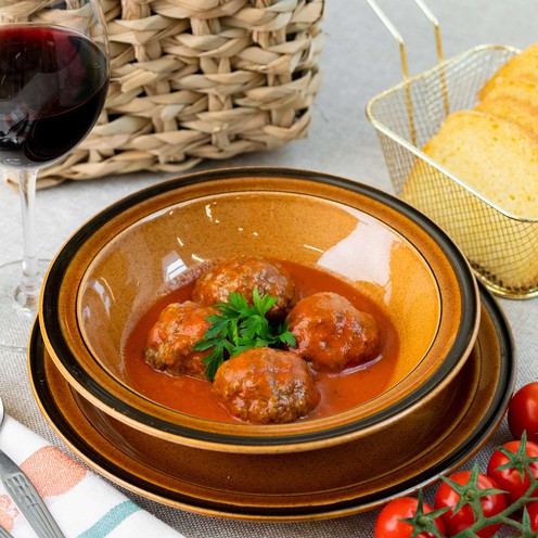 Meatballs in tomato sauce for 4 persons (1,4 kg)