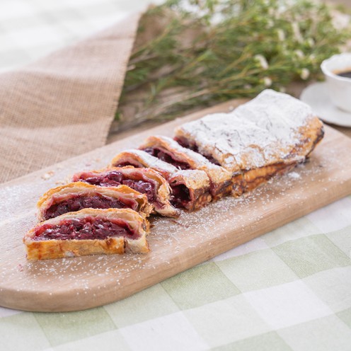 Štrudla od višanja za 3 osobe (500 g)