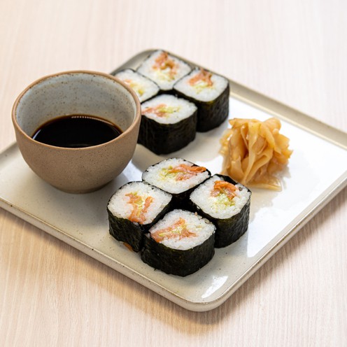 Sushi rolice s lososom 8 kom (200 g)