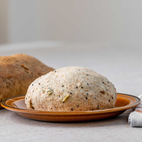 Fresh homemade mountain bread dough (900 g)