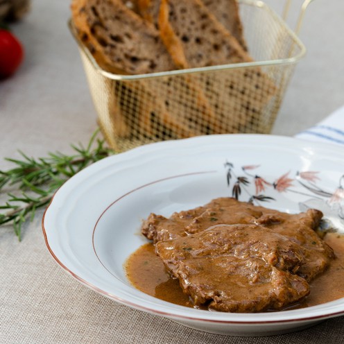 Veal escalopes in white wine sauce for 1 person (250 g)