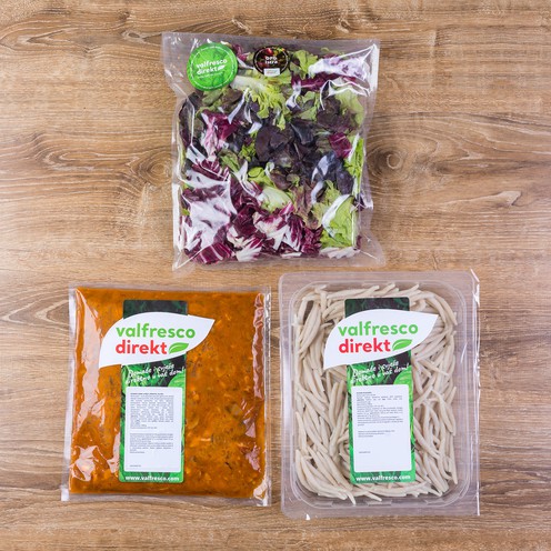 Menu: istarski umak, pljukanci i miješana salata za 4 osobe