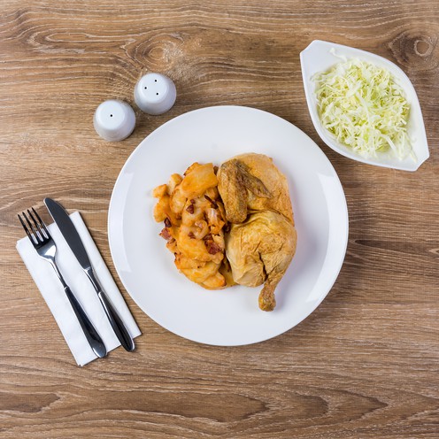 Menu: pečeno pile, pekarski krumpir i kupus salata za 4 osobe