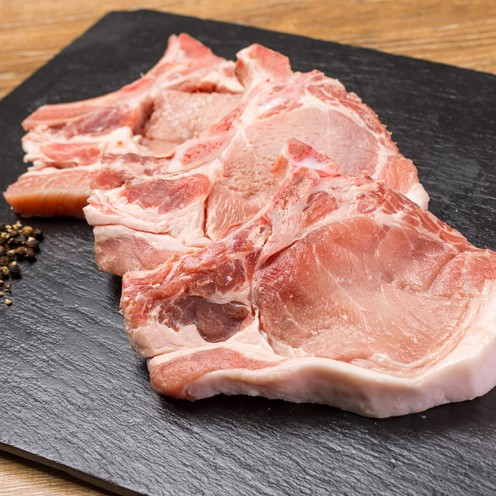 Schweinelende mit Knochen für 4 Personen (1 kg)